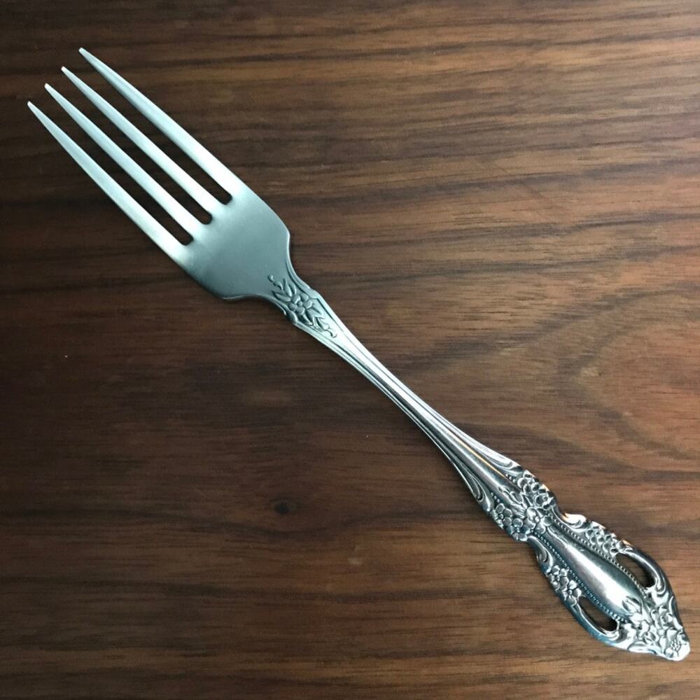 Oneida RAPHAEL stainless glossy dinner fork - single fork 7 1/4"